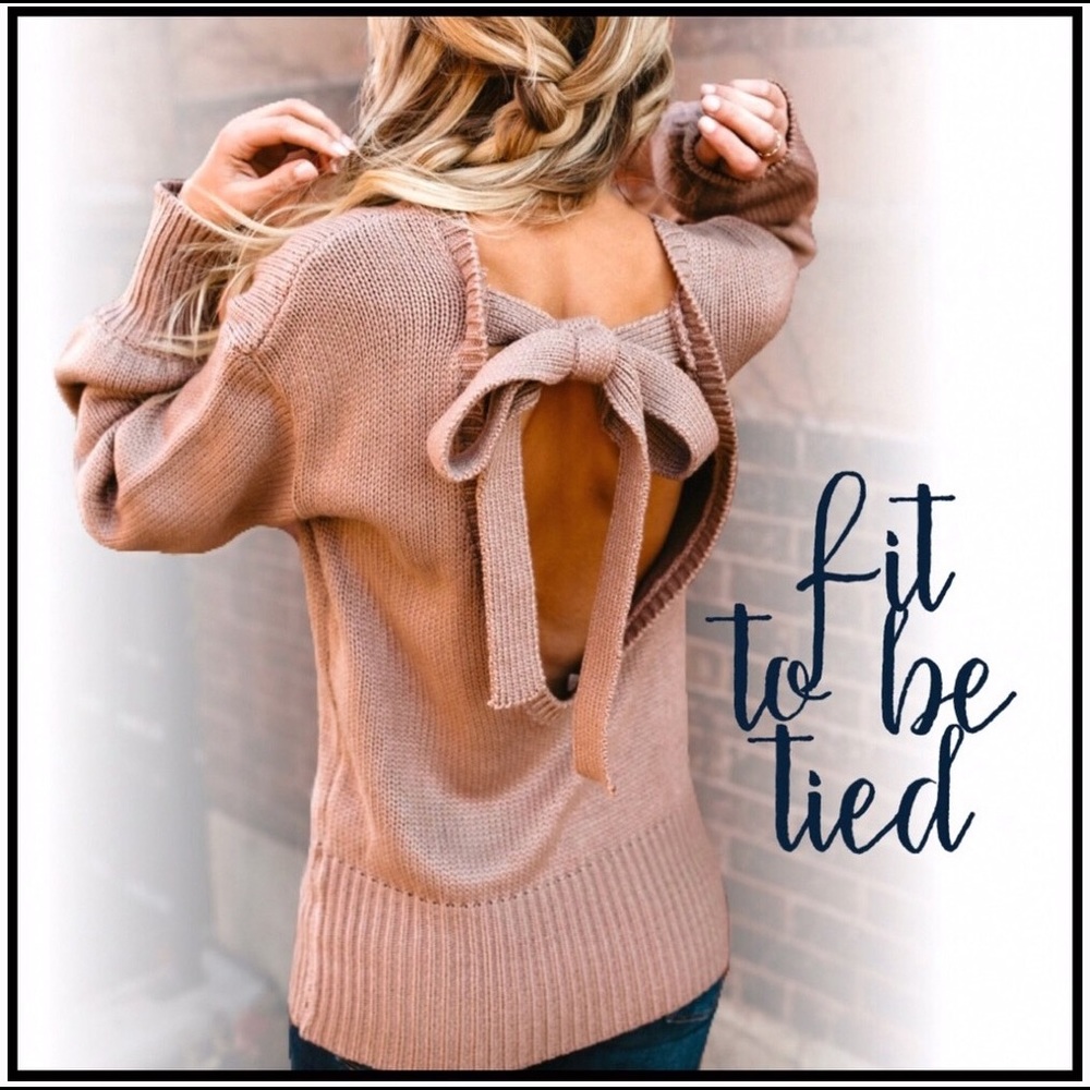 ❤️LAST!❤️Fit to Be Tied Sweater